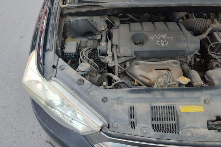 Used Toyota Highlander 2012 2.7L Two-Wheel Drive 7-Seater Luxury Edition Engine Bay Right