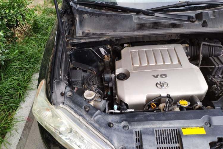 Used Toyota Highlander 2012 3.5L 4x4 7-Seater Elite Edition Engine Bay Right