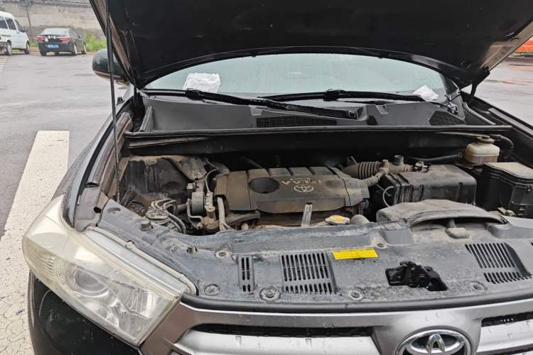 Used Toyota Highlander 2012 2.7L 2WD 5-Seater Elite Edition Engine Bay Right