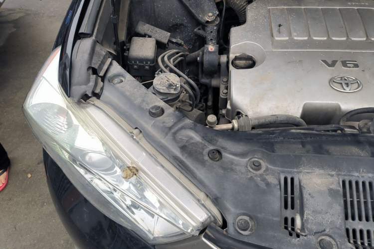 Used Toyota Highlander 2012 3.5L 4x4 7-Seater Elite Edition Engine Bay Right