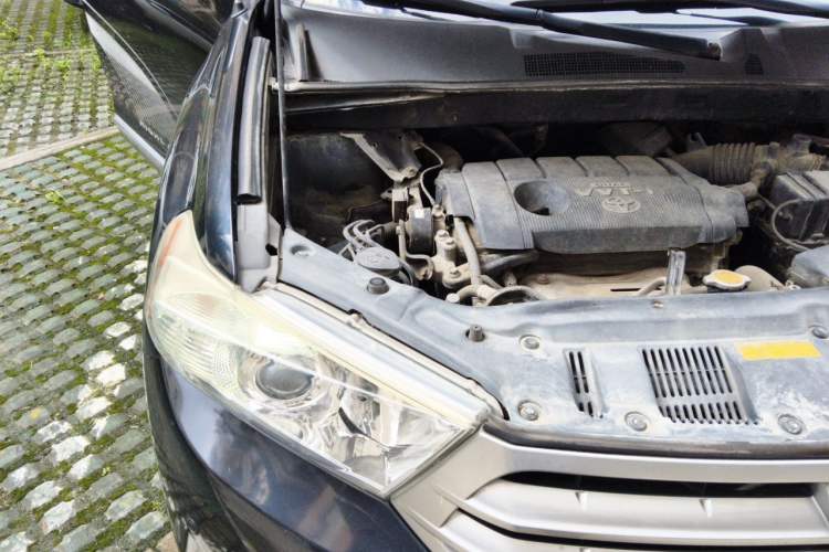 Used Toyota Highlander 2012 2.7L 2WD 5-Seater Elite Edition Engine Bay Right