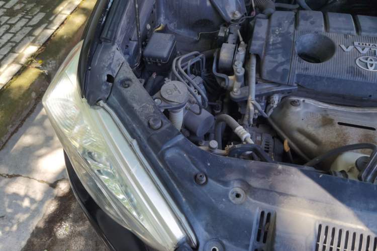 Used Toyota Highlander 2012 2.7L Two-Wheel Drive 7-Seater Elite Edition Engine Bay Right