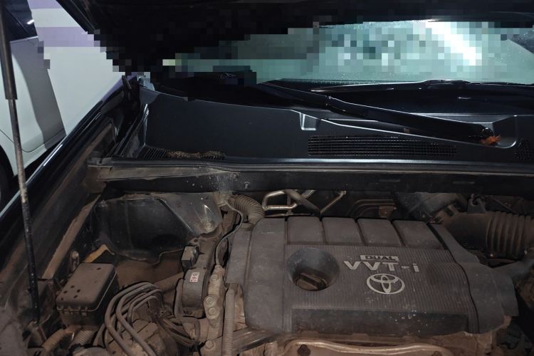 Used Toyota Highlander 2012 2.7L Two-Wheel Drive 7-Seater Luxury Edition Engine Bay Right