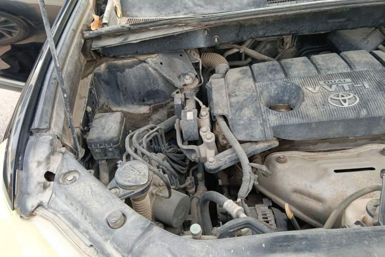 Used Toyota Highlander 2012 2.7L Two-Wheel Drive 7-Seater Elite Edition Engine Bay Right