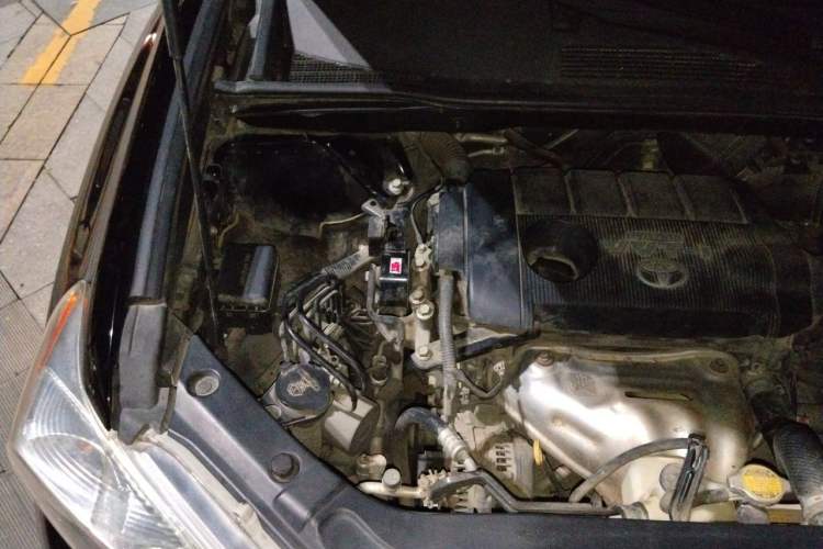 Used Toyota Highlander 2012 2.7L Two-Wheel Drive 7-Seater Elite Edition Engine Bay Right