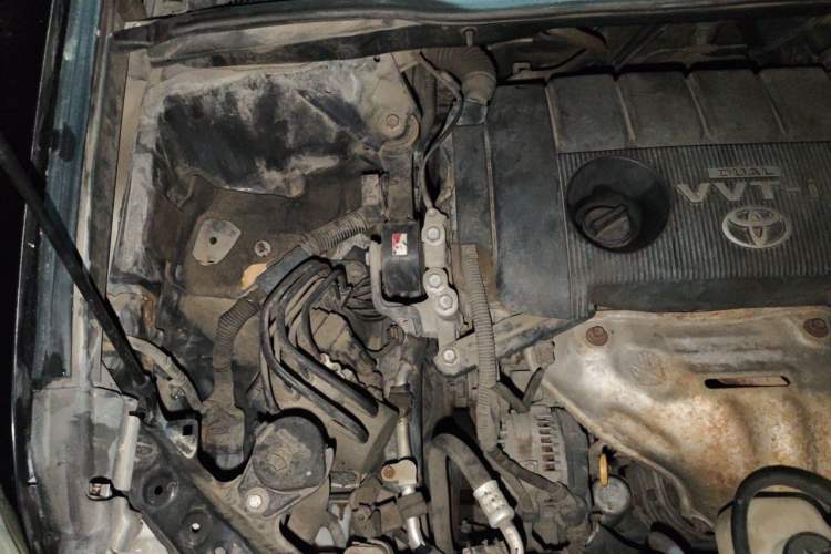Used Toyota Highlander 2012 2.7L Two-Wheel Drive 5-Seater Sport Edition Engine Bay Right