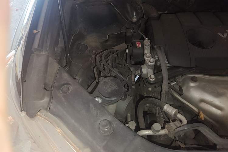 Used Toyota Highlander 2012 2.7L 2WD 5-Seater Elite Edition Engine Bay Right