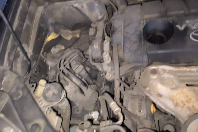 Used Toyota Highlander 2012 2.7L 2WD 5-Seater Elite Edition Engine Bay Right