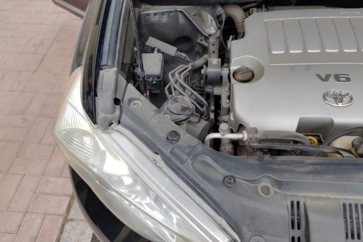 Used Toyota Highlander 2012 3.5L 4x4 7-Seater Elite Edition Engine Bay Right
