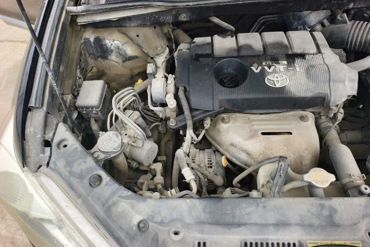 Used Toyota Highlander 2012 2.7L Two-Wheel Drive 7-Seater Elite Edition Engine Bay Right