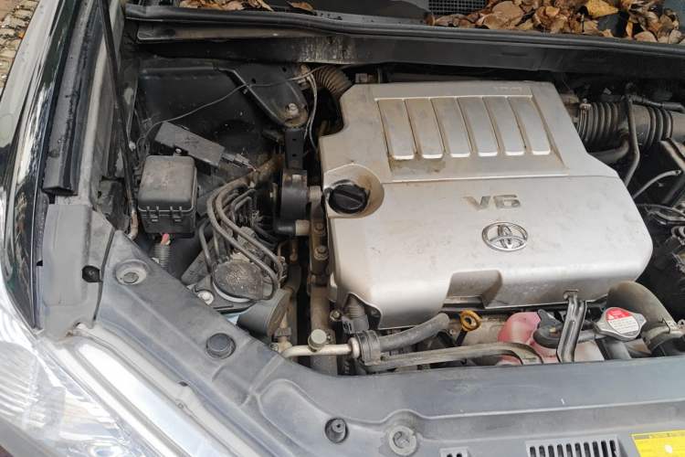 Used Toyota Highlander 2012 3.5L 4x4 7-Seater Luxury Edition Engine Bay Right