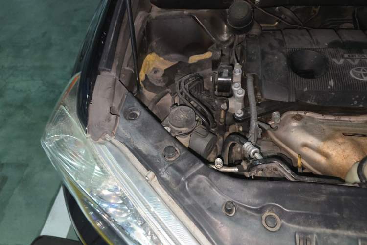 Used Toyota Highlander 2012 2.7L 2WD 5-Seater Elite Edition Engine Bay Right