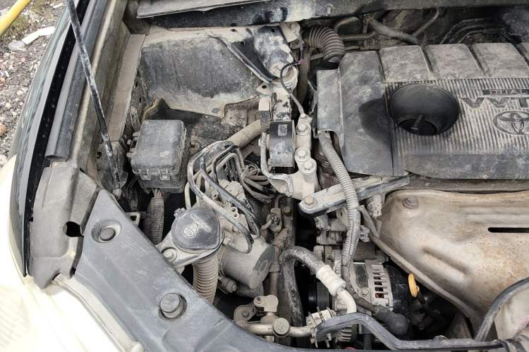 Used Toyota Highlander 2012 2.7L Two-Wheel Drive 7-Seater Elite Edition Engine Bay Right