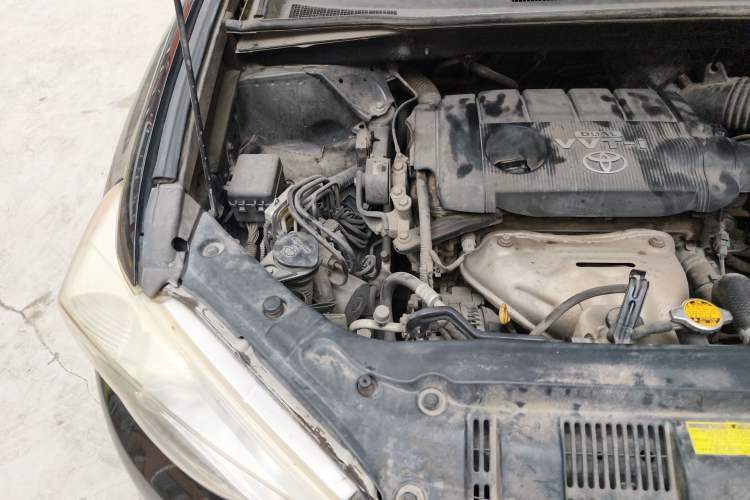 Used Toyota Highlander 2012 2.7L Two-Wheel Drive 7-Seater Elite Edition Engine Bay Right