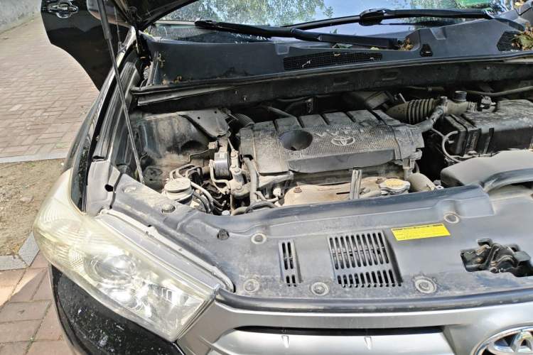 Used Toyota Highlander 2012 2.7L 2WD 5-Seater Elite Edition Engine Bay Right