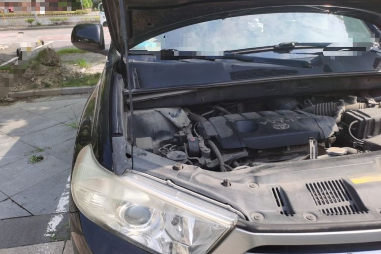 Used Toyota Highlander 2012 2.7L Two-Wheel Drive 7-Seater Elite Edition Engine Bay Right
