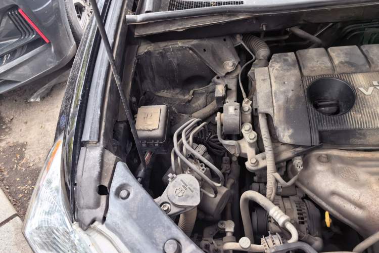 Used Toyota Highlander 2012 2.7L Two-Wheel Drive 7-Seater Elite Edition Engine Bay Right