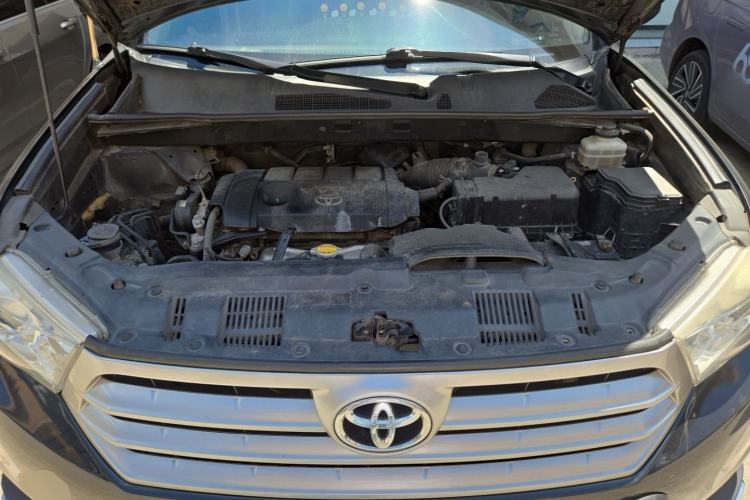Used Toyota Highlander 2012 2.7L 2WD 5-Seater Elite Edition Engine Bay