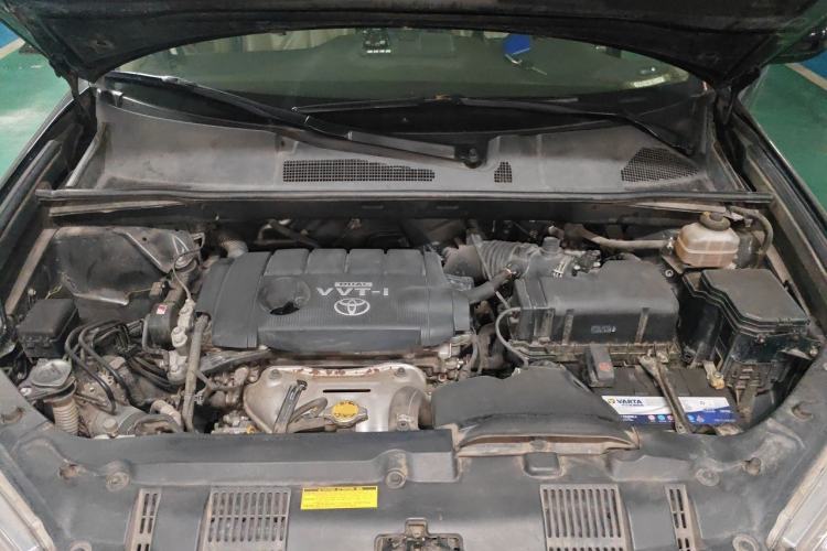Used Toyota Highlander 2012 2.7L Two-Wheel Drive 7-Seater Luxury Edition Engine Bay