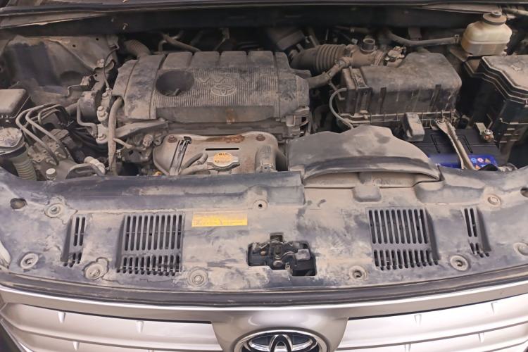 Used Toyota Highlander 2012 2.7L Two-Wheel Drive 7-Seater Luxury Edition Engine Bay