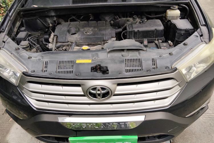 Used Toyota Highlander 2012 2.7L Two-Wheel Drive 7-Seater Luxury Edition Engine Bay