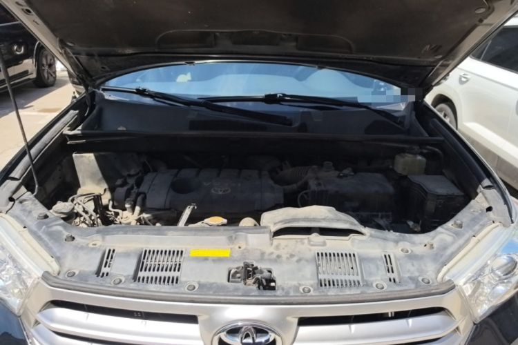 Used Toyota Highlander 2012 2.7L 2WD 5-Seater Elite Edition Engine Bay