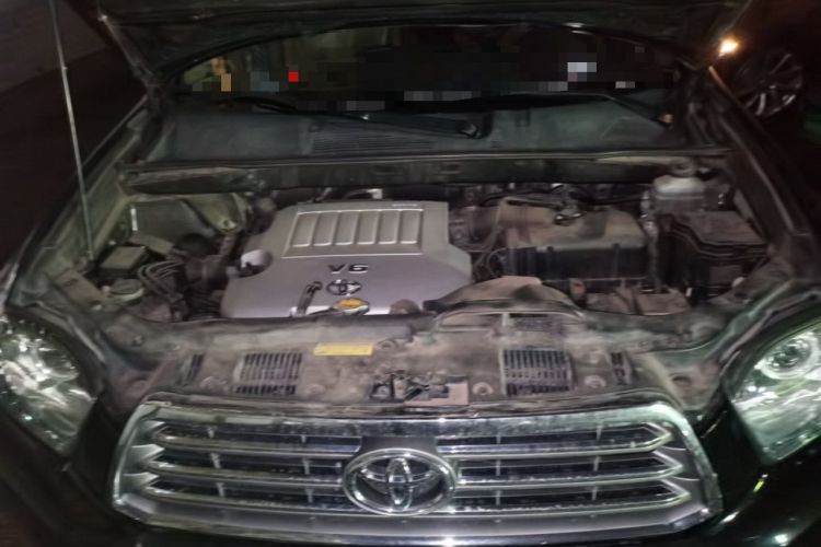 Used Toyota Highlander 2012 3.5L 4x4 7-Seater Ultimate Edition Engine Bay