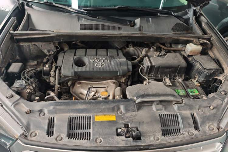 Used Toyota Highlander 2012 2.7L Two-Wheel Drive 7-Seater Luxury Edition Engine Bay