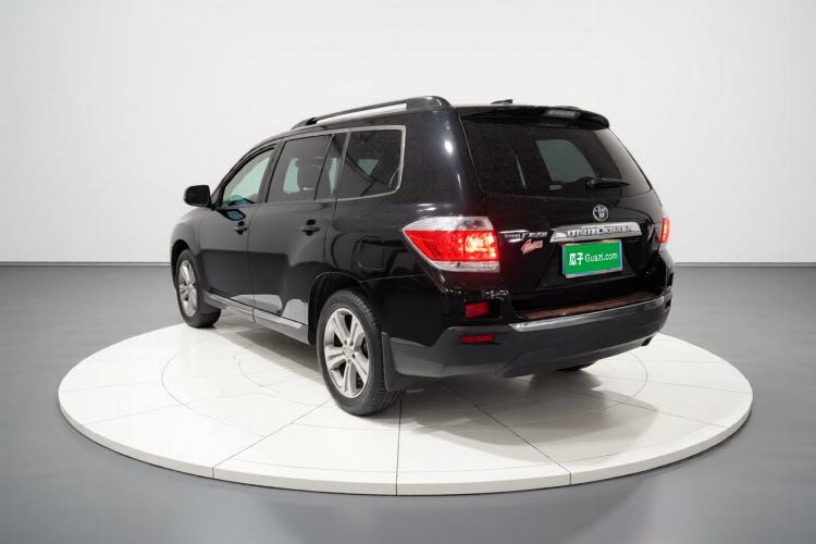 Used Toyota Highlander 2012 2.7L Two-Wheel Drive 7-Seater Luxury Edition Exterior 2