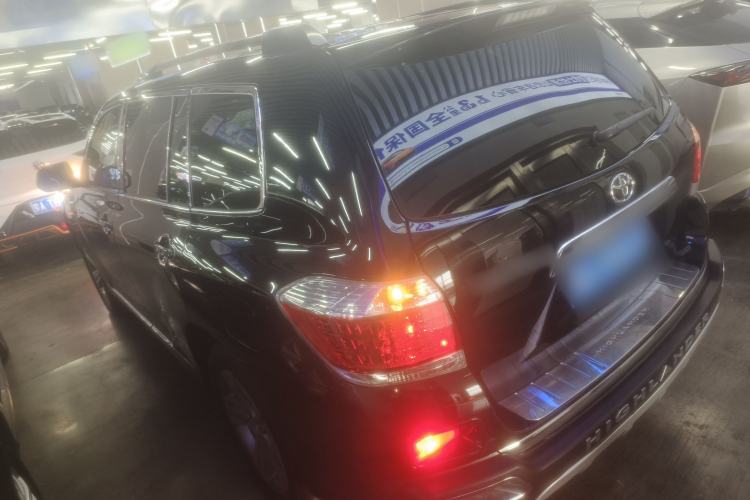 Used Toyota Highlander 2012 2.7L Two-Wheel Drive 7-Seater Luxury Edition Exterior 2