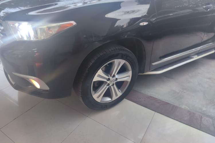 Used Toyota Highlander 2012 2.7L Two-Wheel Drive 5-Seater Sport Edition Exterior 7