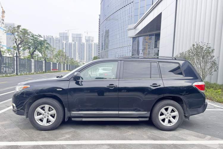 Used Toyota Highlander 2012 2.7L Two-Wheel Drive 7-Seater Elite Edition Exterior 8