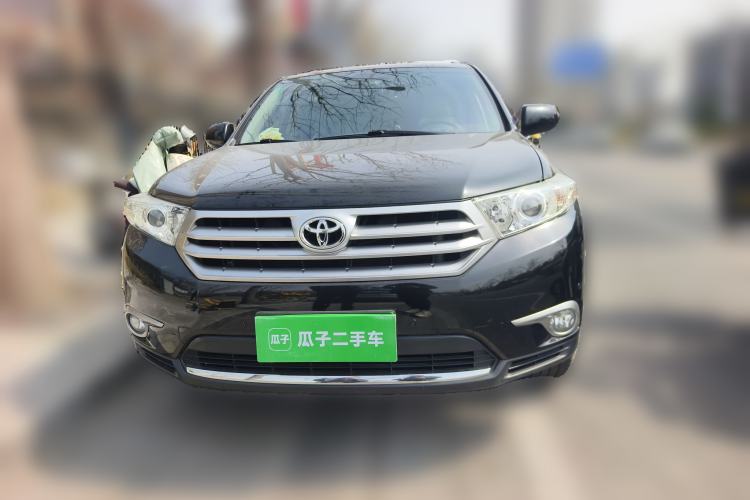 Used Toyota Highlander 2012 2.7L Two-Wheel Drive 7-Seater Luxury Edition Front