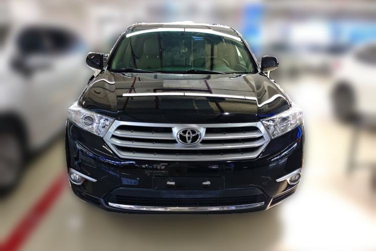 Used Toyota Highlander 2012 2.7L Two-Wheel Drive 7-Seater Luxury Edition Front
