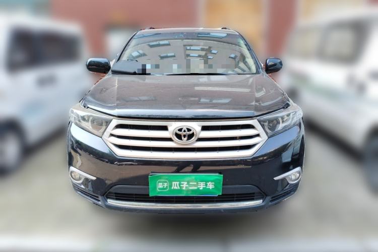 Used Toyota Highlander 2012 2.7L Two-Wheel Drive 7-Seater Luxury Edition Front