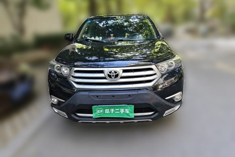 Used Toyota Highlander 2012 2.7L Two-Wheel Drive 7-Seater Luxury Edition Front