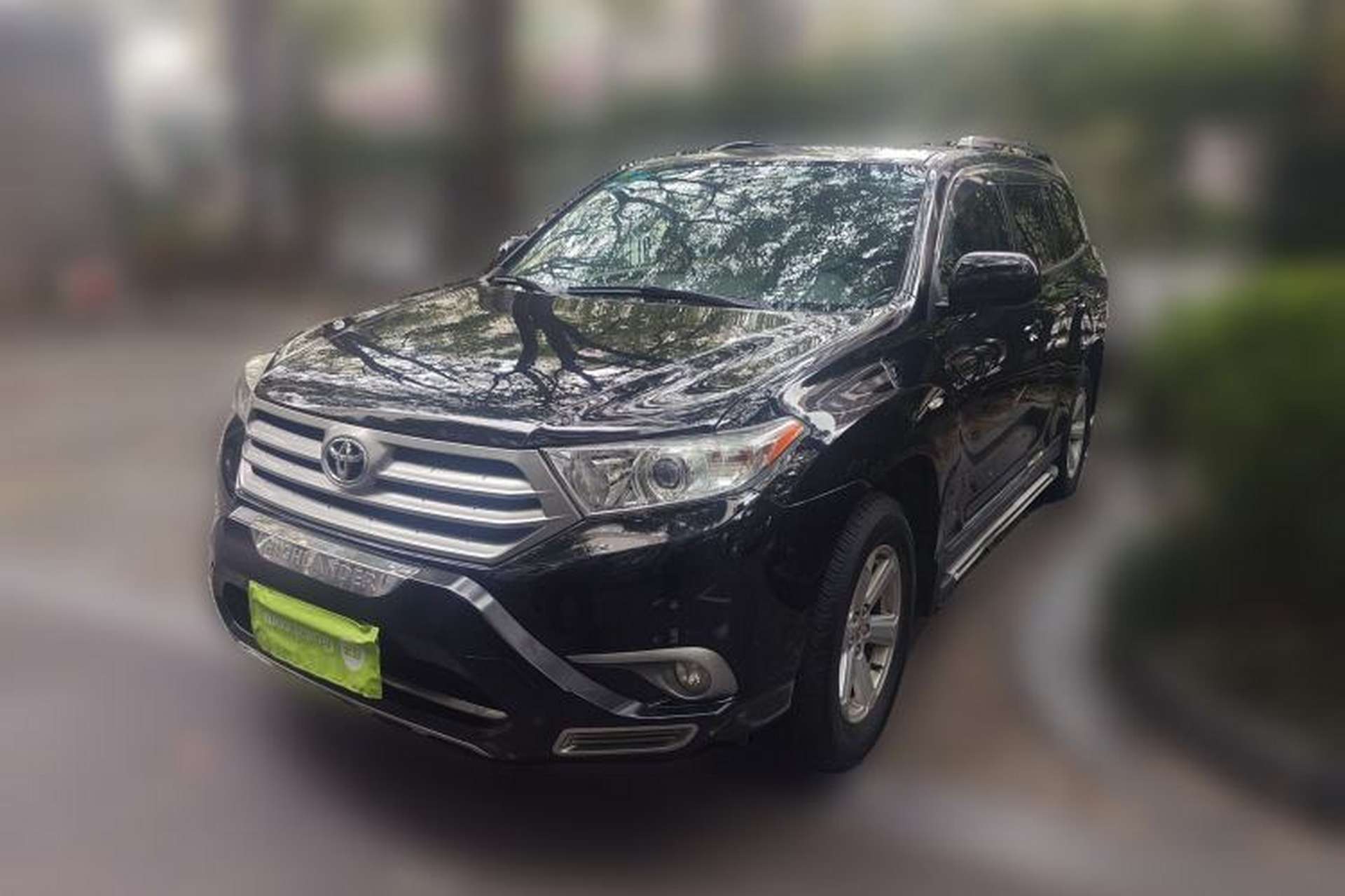 Used Toyota Highlander 2012 2.7L Two-Wheel Drive 7-Seater Elite Edition Front Left 45 Deg