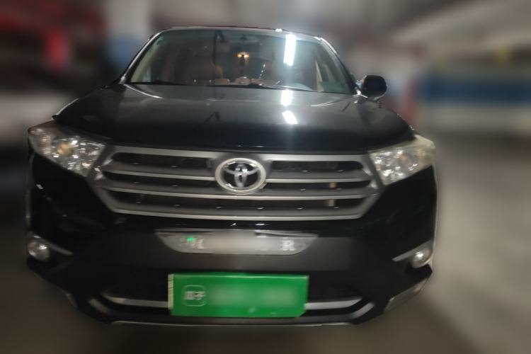 Used Toyota Highlander 2012 2.7L Two-Wheel Drive 7-Seater Luxury Edition Front