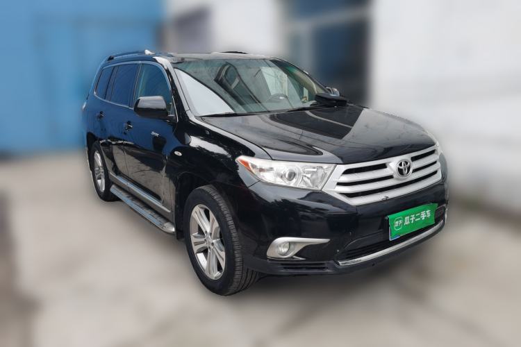 Used Toyota Highlander 2012 2.7L Two-Wheel Drive 5-Seater Sport Edition Front Right 45 Deg