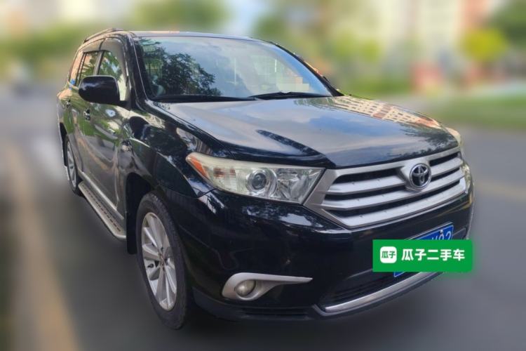 Used Toyota Highlander 2012 3.5L 4x4 7-Seater Luxury Edition Front Right 45 Deg
