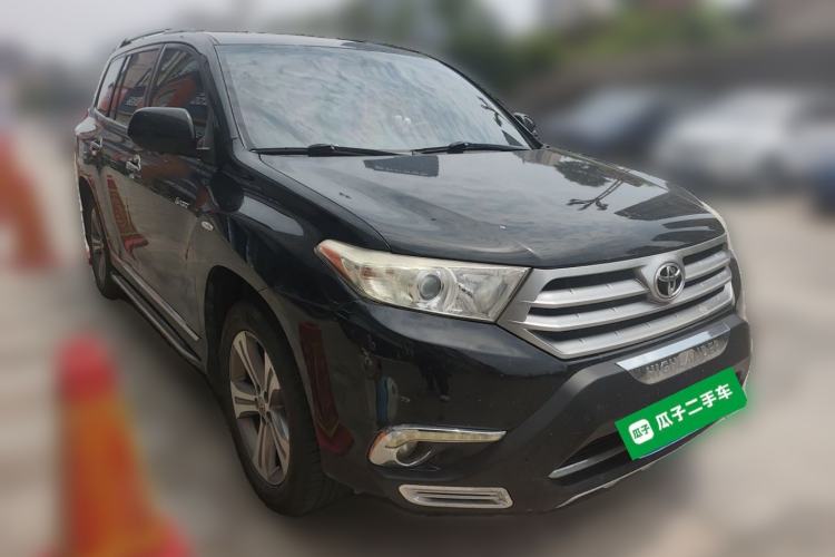 Used Toyota Highlander 2012 2.7L Two-Wheel Drive 7-Seater Luxury Edition Front Right 45 Deg