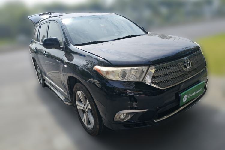 Used Toyota Highlander 2012 2.7L Two-Wheel Drive 7-Seater Luxury Edition Front Right 45 Deg