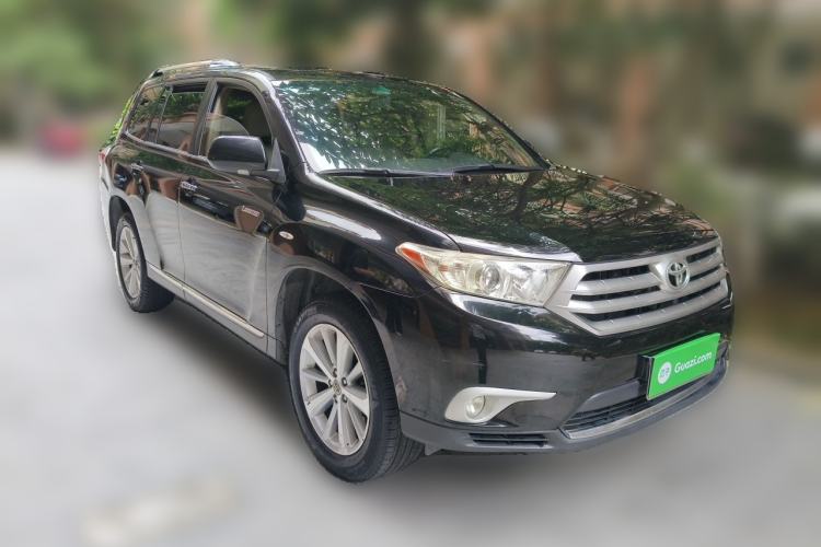 Used Toyota Highlander 2012 3.5L 4x4 7-Seater Ultimate Edition Front Right 45 Deg