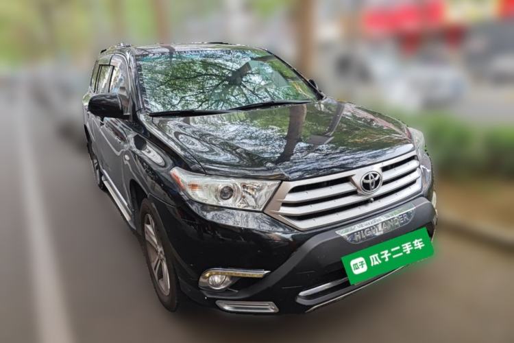 Used Toyota Highlander 2012 2.7L Two-Wheel Drive 7-Seater Luxury Edition Front Right 45 Deg