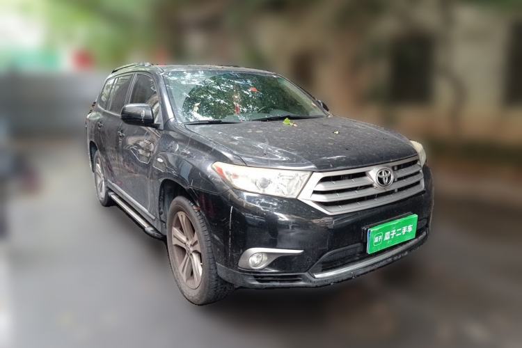 Used Toyota Highlander 2012 2.7L Two-Wheel Drive 7-Seater Luxury Edition Front Right 45 Deg