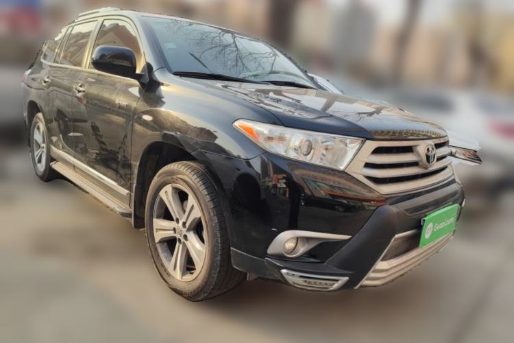 Used Toyota Highlander 2012 2.7L Two-Wheel Drive 7-Seater Luxury Edition Front Right 45 Deg