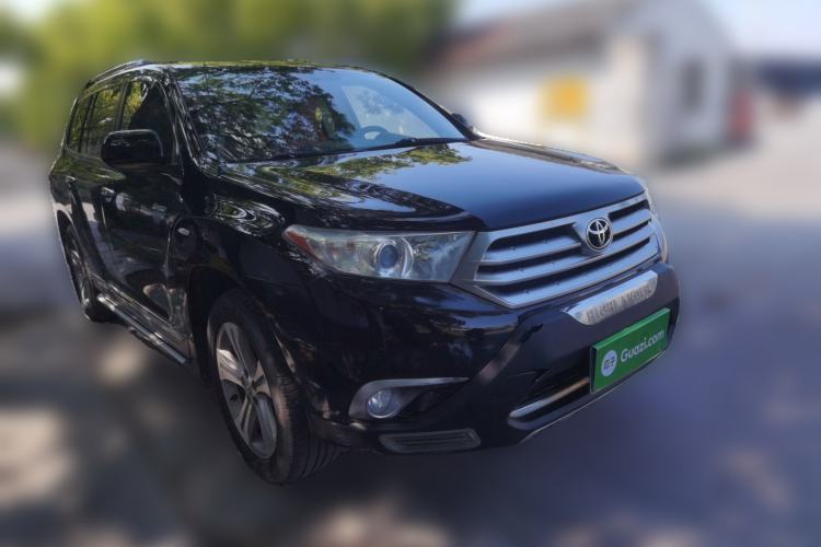 Used Toyota Highlander 2012 2.7L Two-Wheel Drive 7-Seater Elite Edition Front Right 45 Deg
