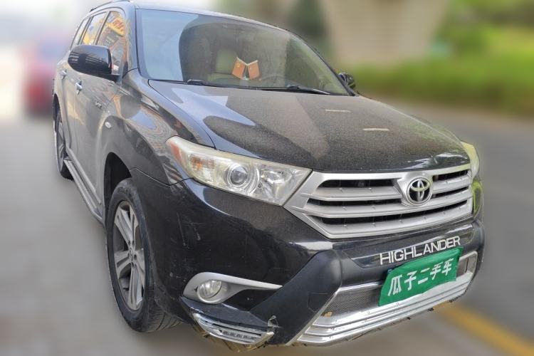 Used Toyota Highlander 2012 2.7L Two-Wheel Drive 5-Seater Sport Edition Front Right 45 Deg