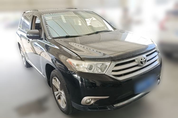 Used Toyota Highlander 2012 2.7L Two-Wheel Drive 7-Seater Luxury Edition Front Right 45 Deg