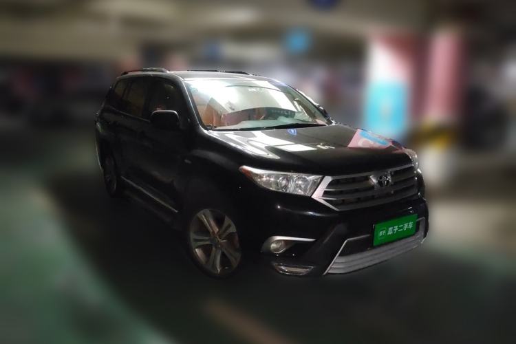 Used Toyota Highlander 2012 2.7L Two-Wheel Drive 7-Seater Luxury Edition Front Right 45 Deg
